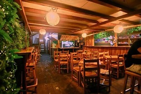 Cabana Glamping Geronimo