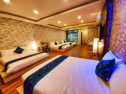 SUAO Backpackers