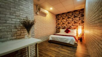SUAO Backpackers