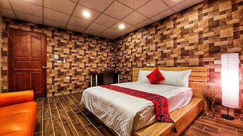 SUAO Backpackers