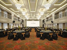 Silk Path Grand Hue Hotel