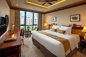 Silk Path Grand Hue Hotel