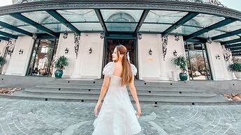 Silk Path Grand Hue Hotel