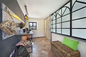 Karme House