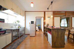 Sobe House in Yomitanson