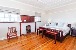 Botha House