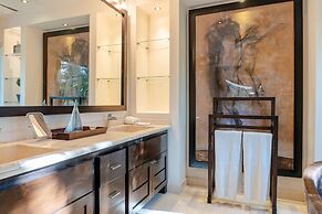 Uxmal 5 Bedroom Villa by RedAwning