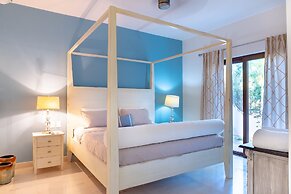 Uxmal 5 Bedroom Villa by RedAwning