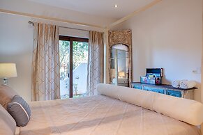 Uxmal 5 Bedroom Villa by RedAwning