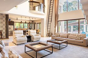 Uxmal 5 Bedroom Villa by RedAwning