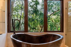 Uxmal 5 Bedroom Villa by RedAwning