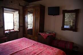 Hagiati Traditional Hotel