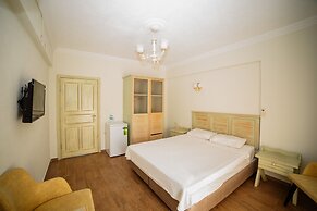 Yakamoz Otel