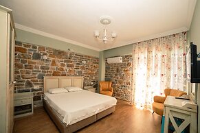 Yakamoz Otel