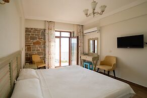 Yakamoz Otel