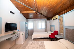 Yakamoz Otel