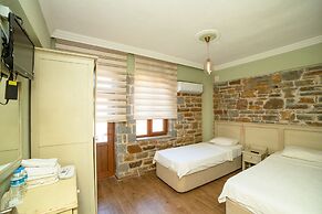 Yakamoz Otel