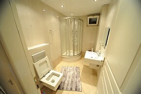 Villa with Majestic Views 1032