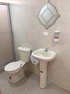 Tababela Airport B&B