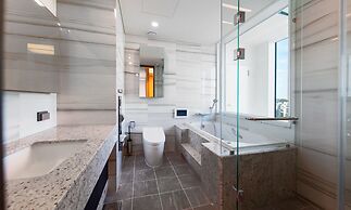 NEWCZ LCT RESIDENCE