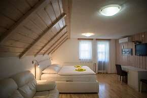 Villa Lika Annex