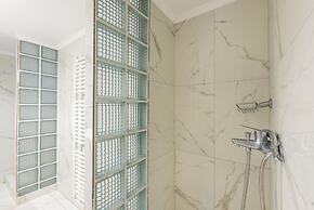 Victoria Queens Suites Apartments