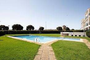 Apartment by the Sea, With Pool