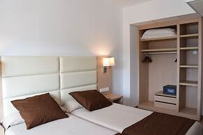 Hostal La Cigüeña