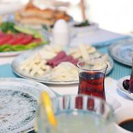 NİLİA BOZCAADA