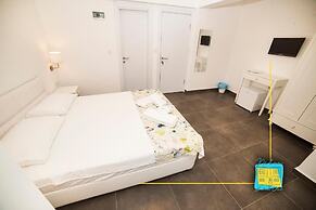 NİLİA BOZCAADA