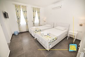 NİLİA BOZCAADA