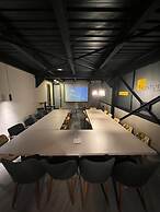 Valent Otel Business