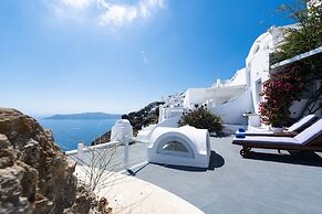 Iatis View Collection - Adults Only