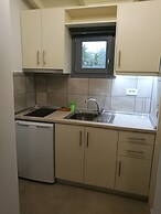 PargaLand Studios & Apartments