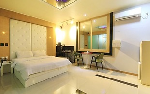 One Motel