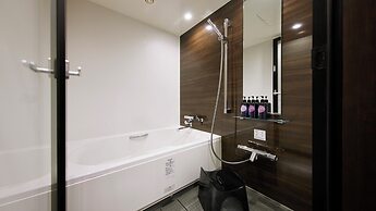 Minn Kanazawa