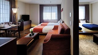 Minn Kanazawa