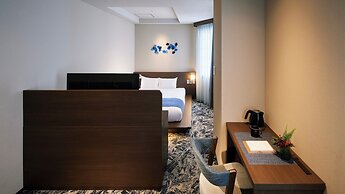 Minn Kanazawa