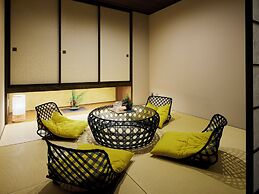 Minn Kanazawa