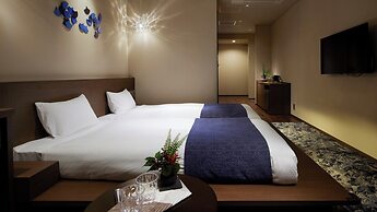 Minn Kanazawa