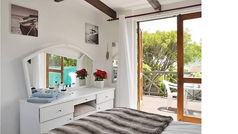 Bermuda Capri Cape Town