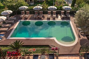 Bb La Mortella With Pool