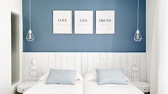 Nerja Casual Rooms