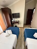 Sapphire Hotel