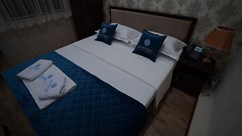 Sapphire Hotel