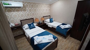 Sapphire Hotel