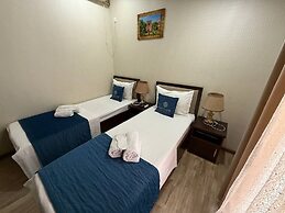 Sapphire Hotel