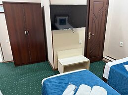 Sapphire Hotel