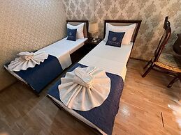 Sapphire Hotel
