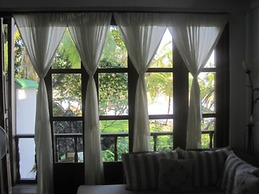 Villa Sunrise on the Bali North Shore